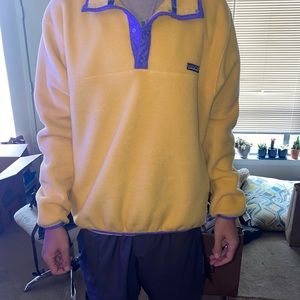 Men’s XL Vintage Patagonia Sweatshirt Yellow